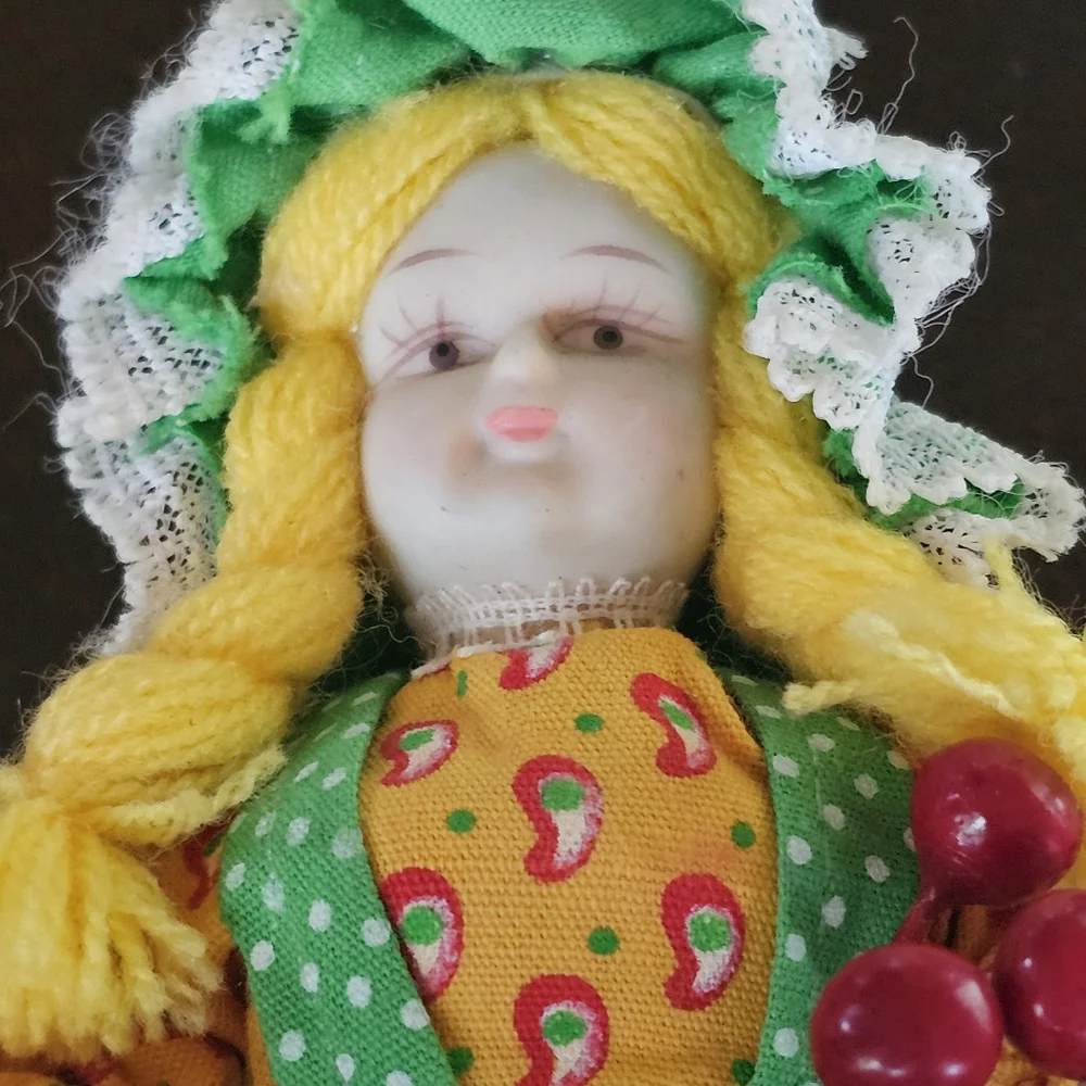 Vintage Porcelain Doll Christmas‎ Ornament Made In Taiwan 7